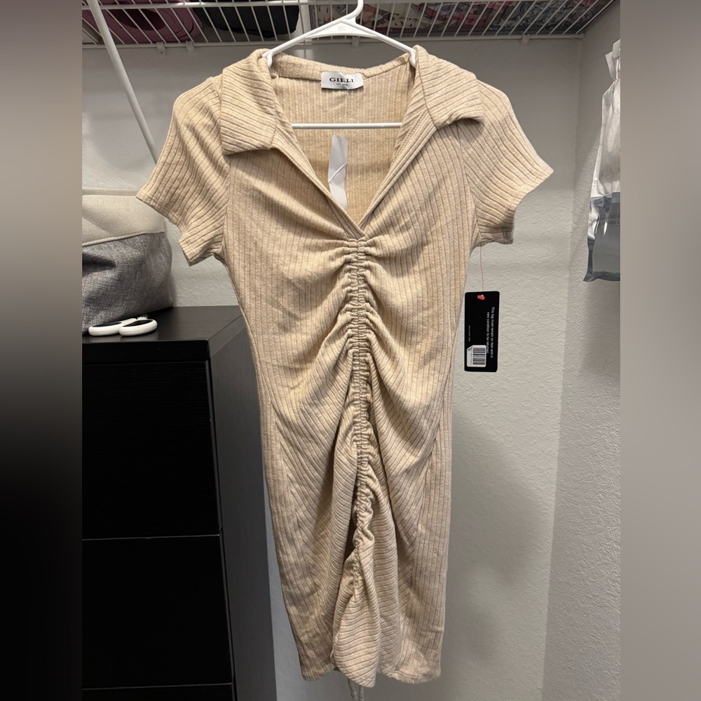 Gilli Beige Ruched Midi Dress